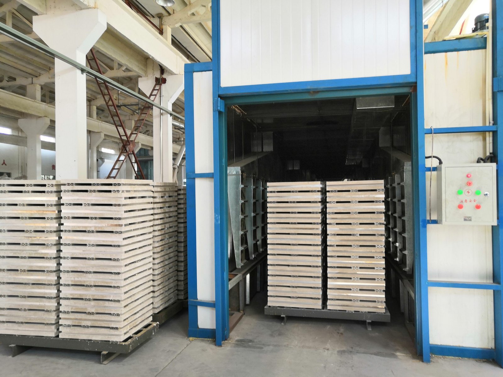 Profloortech raw gypsum material storage and processing